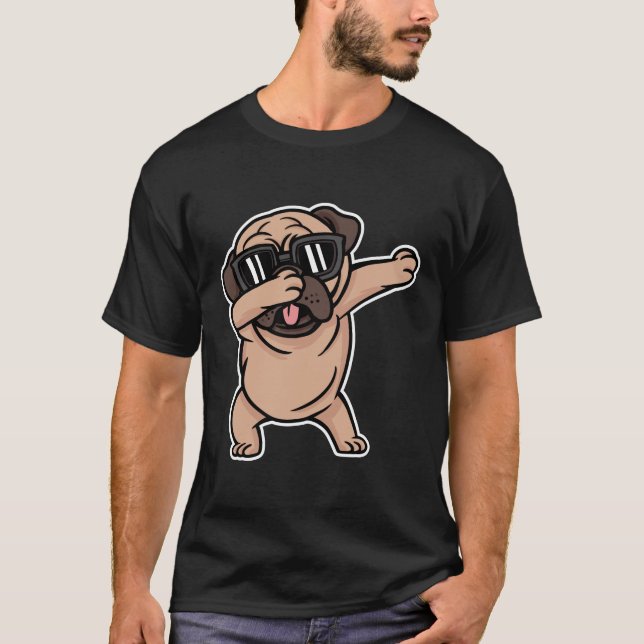 Mopshund med solglasögon Dabbar T Shirt (Framsida)