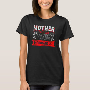 Mor håller vårt Händer motiv till oss Retro Mödrar T Shirt