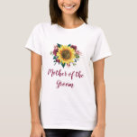 Mor i Groom Blommigt Solros Burgundy Ro T Shirt<br><div class="desc">Mor i Groom t-shirt har en blommigt med vattenfärg och solros och ro. Anpassa den med din egen text. Matchande produkter är tillgängliga. Besök vår butik eller visa våra samlingssidor för att se fullt.</div>