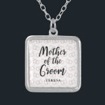 Mor i Groom Bröllop Ring Mönster och Namn Silverpläterat Halsband<br><div class="desc">Mor i Groom Bröllop Ring Mönster Personlig Namn Gift Necklace.</div>