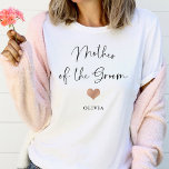 Mor i Groom | Trendig och hjärta T Shirt<br><div class="desc">Den vackra skjortan för snyggten mor i brudgummen har ett handskript i trendiget i svart,  med ett litet utseende av ro guld och en plats för hennes namn.</div>