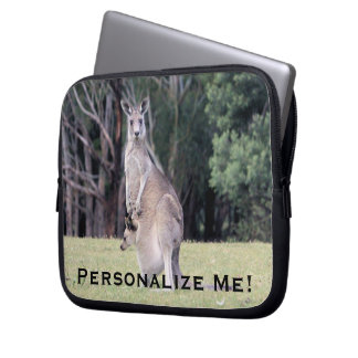 Mor Kangaroo med Baby Joey i hennes Pouch Laptop Sleeve