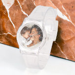 Mor och Baby Anpassningsbar Photo Mors dag Armbandsur<br><div class="desc">En fotoklocka i anpassningsbarna med ett foto av Mor och Baby gör en underbar Mors dag, födelsedag, jul eller annan speciell gåva. Ladda det markerade fotot ställe i det exempelfoto som visas i designmallen. Det exempelfoto som används i den här designen är ett fyrkantigt format foto - den här formen...</div>