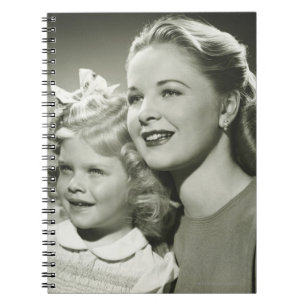 Mor och dotter anteckningsbok med spiral