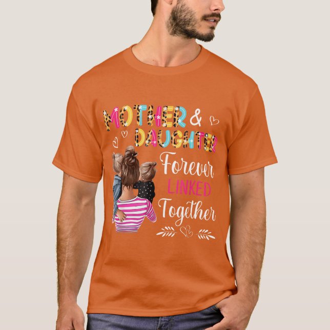 Mor och döttrar för LinkedoTillsammans Moth fu T Shirt (Framsida)