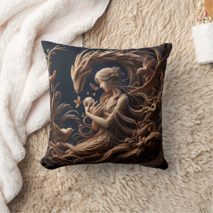 Mor och Dragon Embrace i Whimsical Forest Kudde