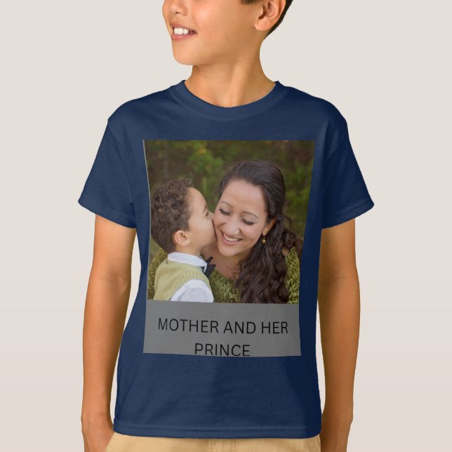 MOR OCH HENNES PRINS T SHIRT (Framsida)