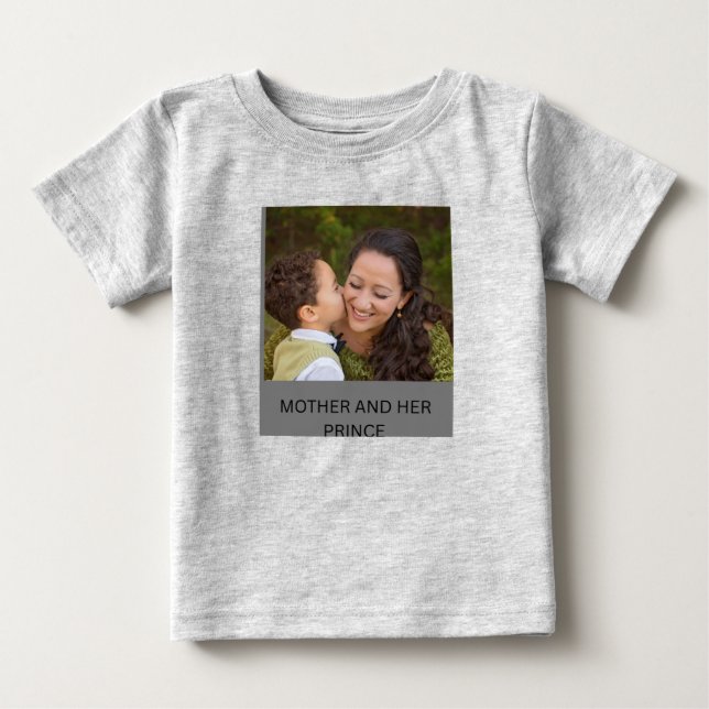 MOR OCH HENNES PRINS T SHIRT (Framsida)