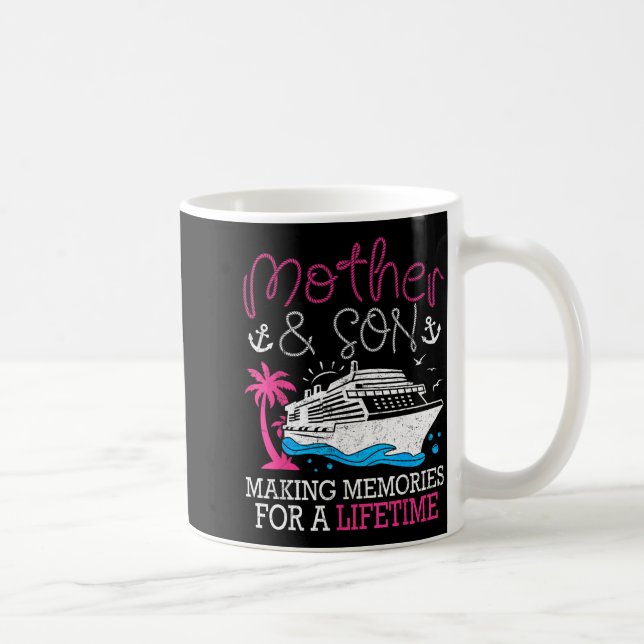 Mor och son skapar minnen för en livstid kaffemugg (Höger)