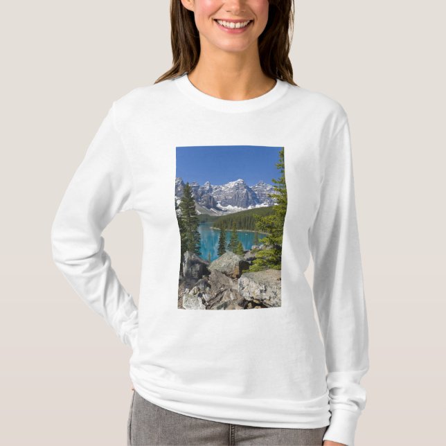 Moraine Sjö, Canadian Rockies, Alberta, Kanada Tee Shirt (Framsida)
