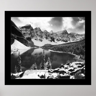 Moraine Sjö (Svartvitt) Poster