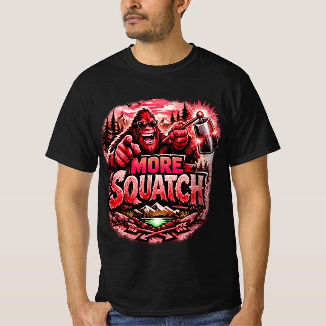  More Squatch V2, Bigfoot,Sasquatch Forest Design T Shirt (Framsida)