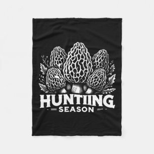 Morel Mushroom Hunting Season Foraging 1 Fleecefilt