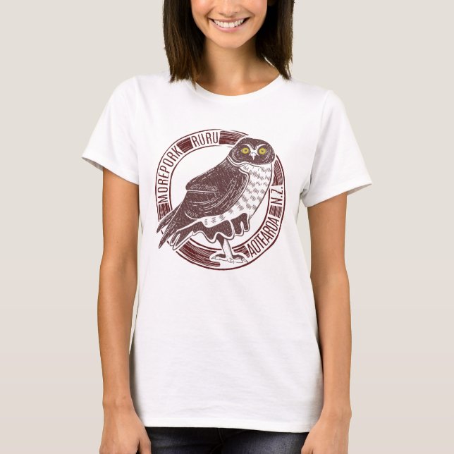 Morepork Ruru NZ Aotearoa Bird T Shirt (Framsida)