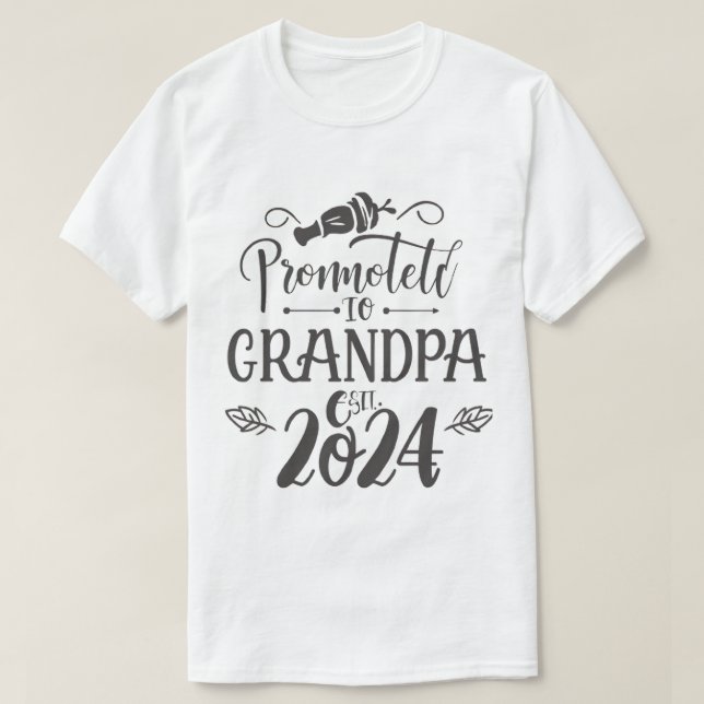 morfar est 2024, Promoted to Grandpa Est. 2024 T Shirt (Design framsida)