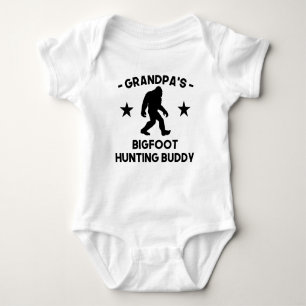 Morfar kompis för Bigfoot jakt T Shirt