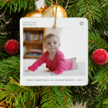 Morföräldrar första julfotot i baby