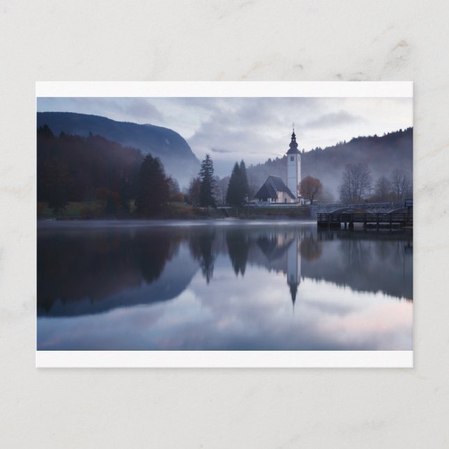 Morgon i Sjö Bohinj i Slovenien Vykort (Framsida)