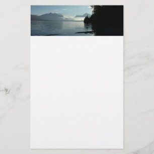 Morgon vid Lake McDonald i Glacier National Park Brevpapper