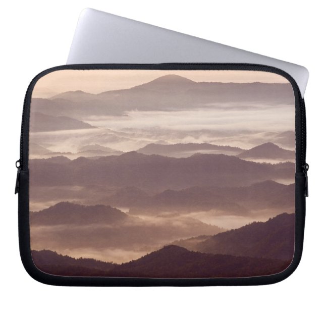 Morgondunst i södra Appalacherna Laptop Fodral (Framsidan)