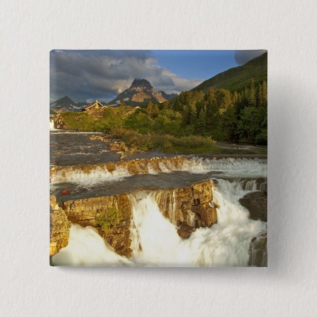 Morgonljus möter Swiftcurrent Falls i Knapp (Framsida)