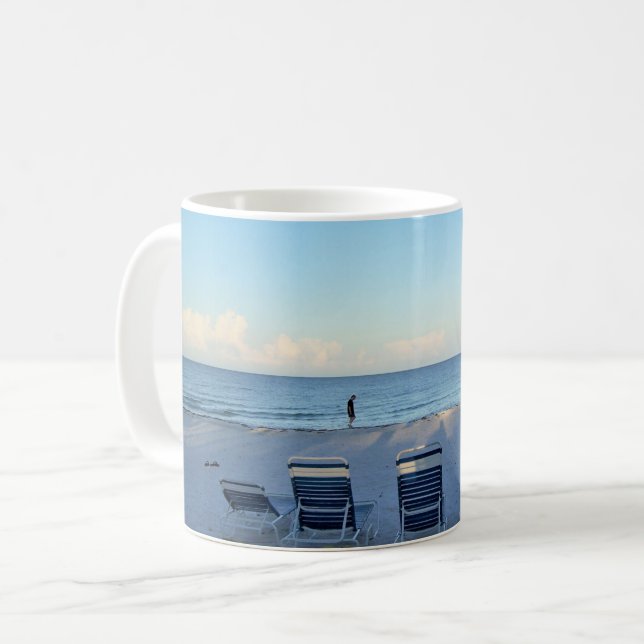 Morgonpromenad på strand kaffemugg (Framsida vänster)