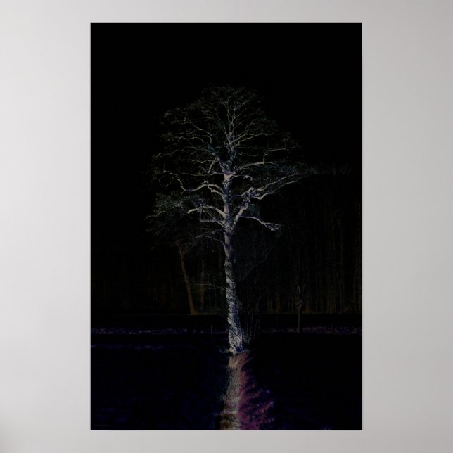 Mörk 3-wapcn poster (Framsidan)