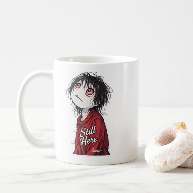 Mörk Anime "Fortfarande Här" Estetisk Gothic Illus Kaffemugg (Med munk)