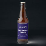Mörk blått Bachelor Party Beer Flaska-etikett Ölflaska Etikett<br><div class="desc">Mörk blått och oformaterad etikett på flaska, färg för skum eller värdar som förenar blått med tillit och lojalitet. En design för "skum till be" eller värdar som också föredrar oformaterad inslag utan bakgrund för att förbättra läsbarheten. Den vita text som kontrasterar mot den fasta mörk blått bakgrunden och användan...</div>