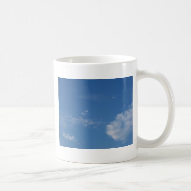 mörk blått himlar vita moln kaffemugg (Höger)