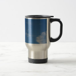 mörk blått himlar vita moln resemugg