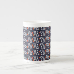 Mörk blått och röda geometriska trianglar Mönster Benporslin Mugg
