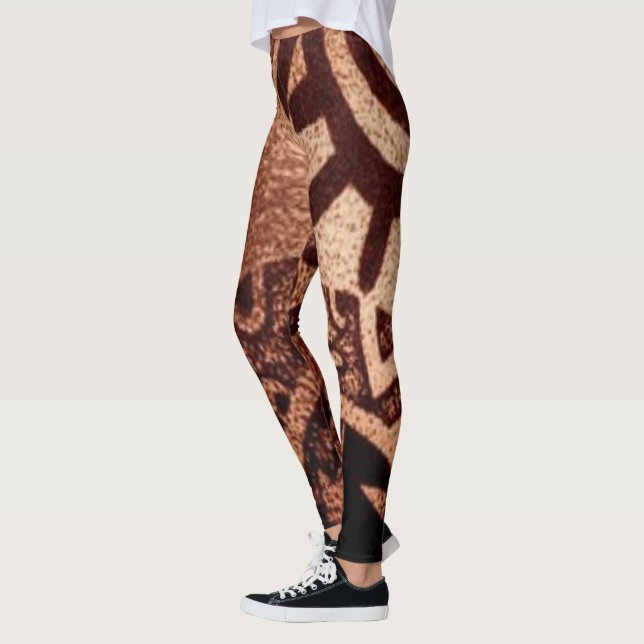"Mörk Brown Aztec Symbol Påstående" Yoga Leggings (Vänster)