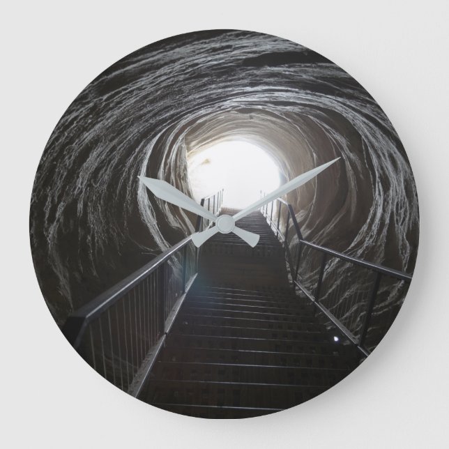 Mörk Cave-tunneln Stor Klocka (Framsida)