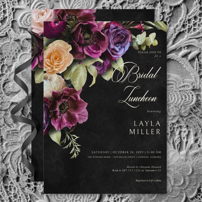 Mörk Elegant Black Dramatic Blommigt Möhippa Lunch Inbjudningar (Dark Elegant Black Dramatic Floral Bridal Luncheon Invitation)