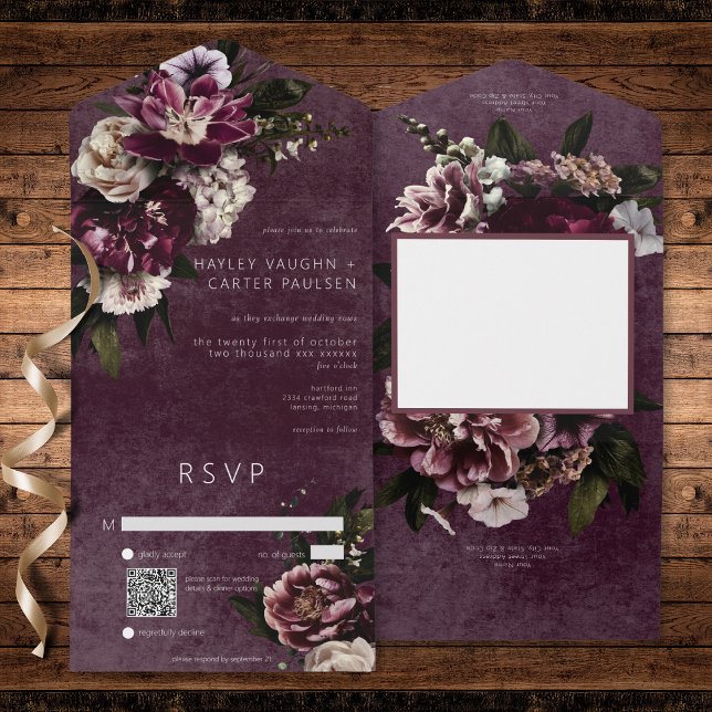 Mörk Elegant Burgundy & White Blommigt QR-kod (Dark Elegant Burgundy & White Floral QR Code All In One Invitation)