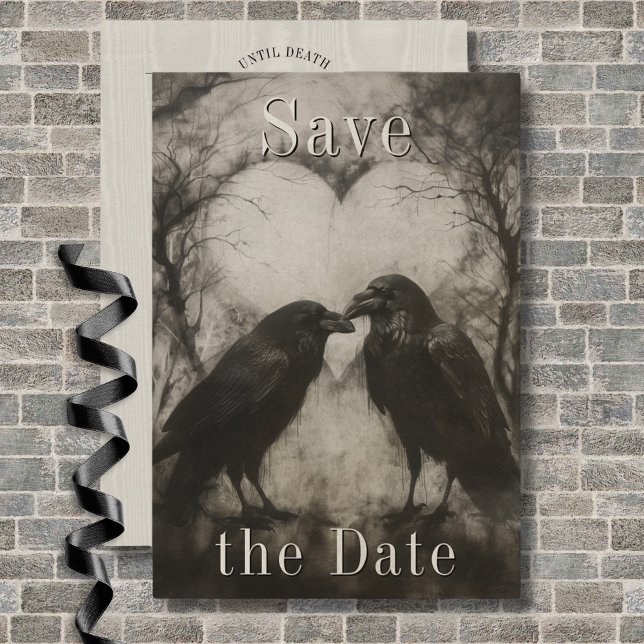 Mörk Gothic Black & Tan Raven Couple Bröllop Spara Datumet (Dark Gothic Black & Tan Raven Couple Wedding Save The Date)