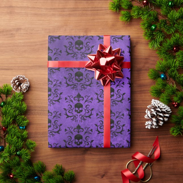 Mörk Gothic Damask Blommigt Skull (svart och Lila) Presentpapper (Julgåva)