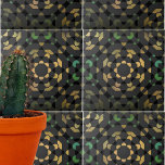 Mörk Grått Grönt Gult Moroccan Mosaic Geometric Kakelplatta<br><div class="desc">Unik dekorativ design med sömlös mosaik mönster i skuggor grått,  grönt och gult.</div>