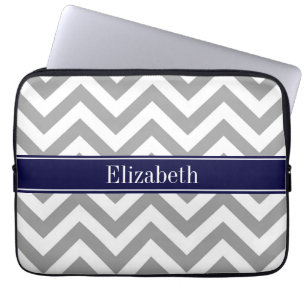 Mörk Grått Lg Chevron Navy Blue Namn Monogram Laptop Sleeve