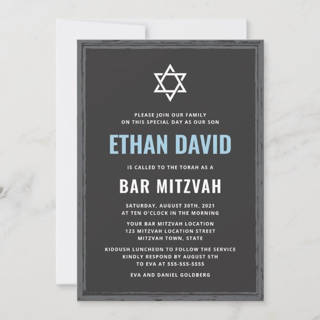 Mörk grått pub mitzvah-inbjudan med rått gräns inbjudningar (Framsida)