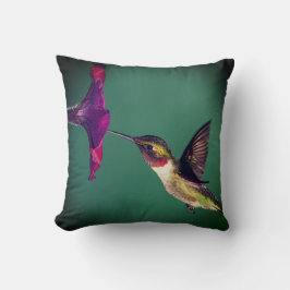 Mörk grönt bakgrund för maron Flower Hummingbird Kudde