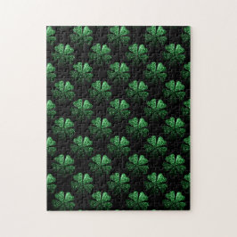Mörk grönt glatt Shamrock mönster på svart Pussel