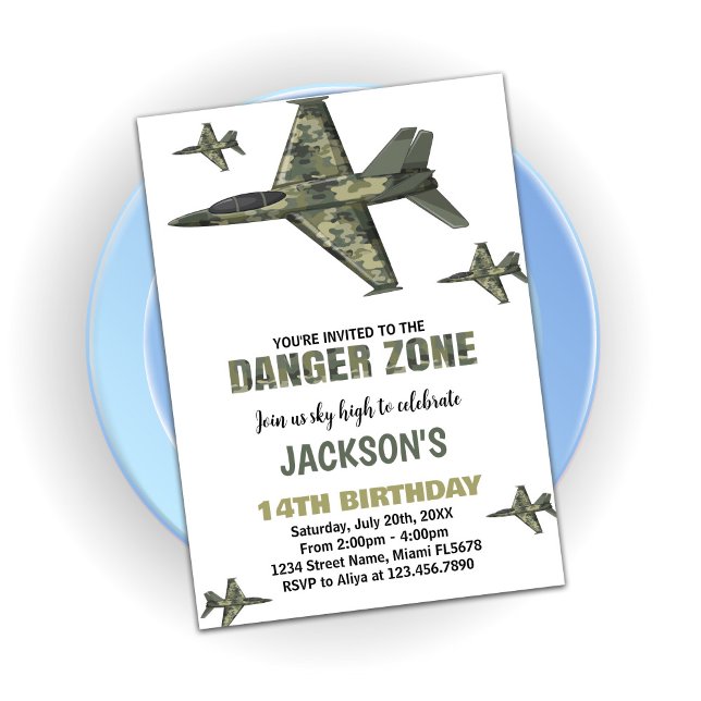 Mörk grönt jakt på födelsedagsinbjudan Jet Inbjudningar (Dark Green Fighter Jet Birthday Invitation)