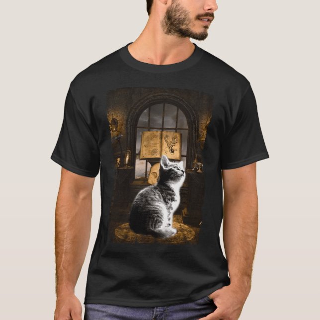 Mörk  i Witchy Cat Aesthetic Witch Kattunge T Shirt (Framsida)