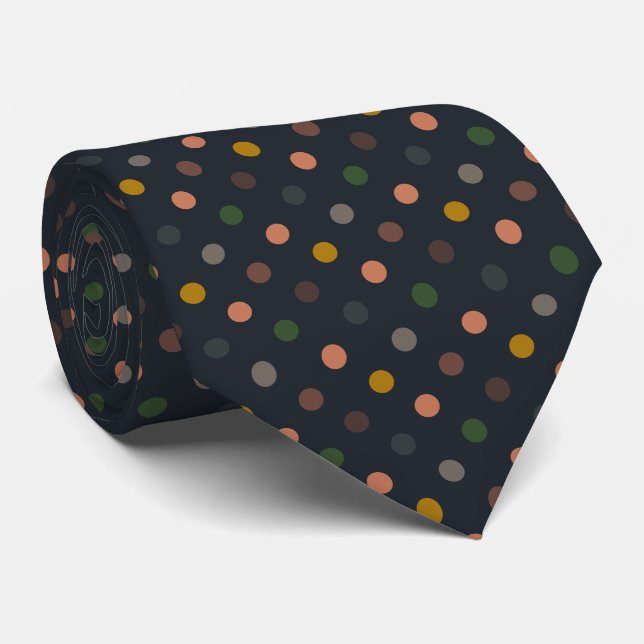Mörk jordton skogsmarker prickdesign slips (Rullad)