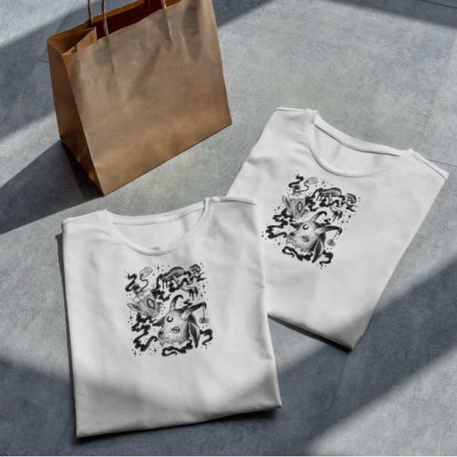 Mörk Magic Inslag T Shirt (Skapare uppladdad)