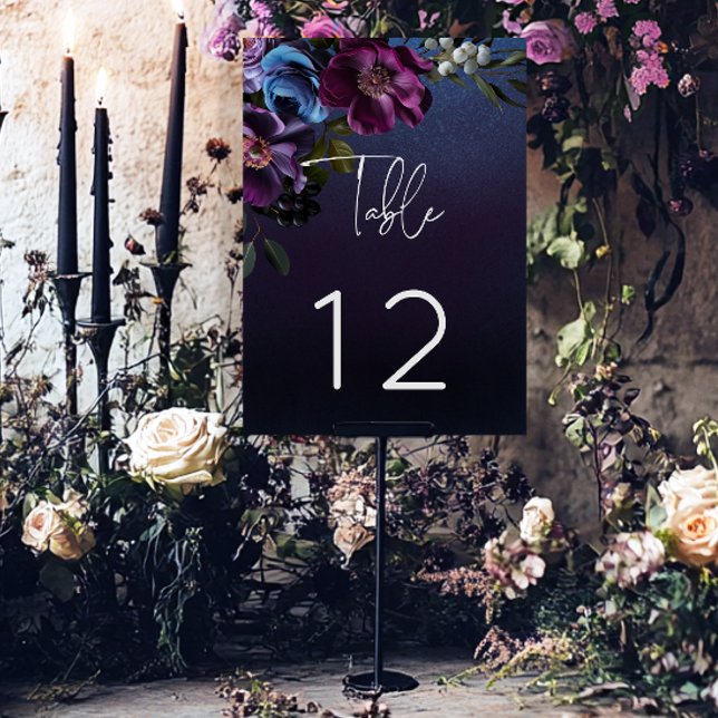 Mörk Moody Blue Lavender Blommigt Modern Bröllop Bordsnummer (Dark Moody Blue Lavender Floral Modern Wedding Table Number Card)
