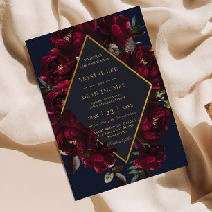 Mörk Moody Burgundy Navy Blue Blommigt Bröllop Inbjudningar