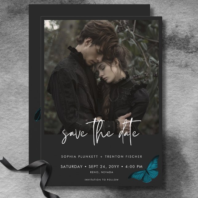 Mörk Moody korttidsfoto Bröllop Spara Datumet (Dark Moody Minimal Teal Moth Photo Wedding Save The Date)